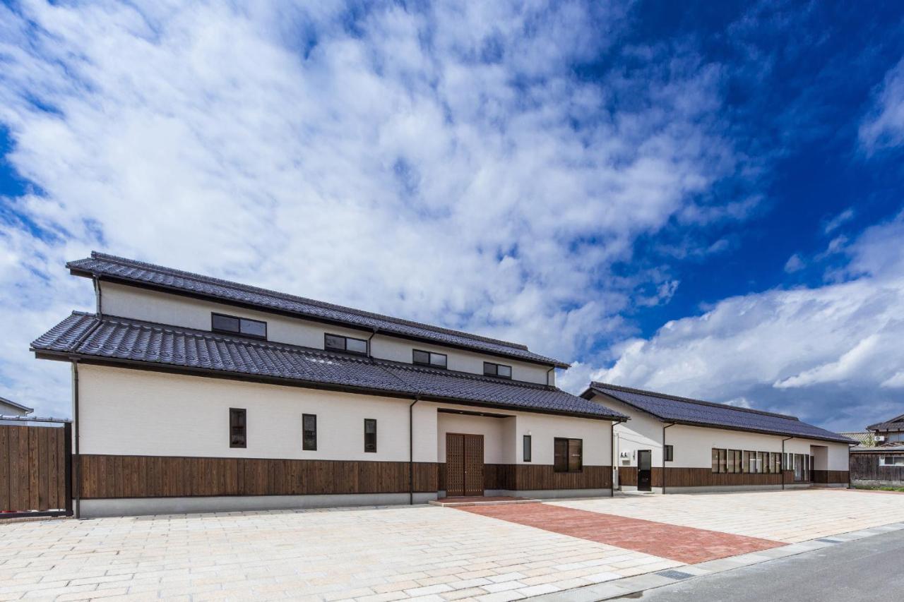 Racine Home Harie Takashima Buitenkant foto
